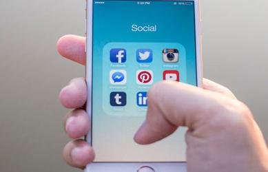 蘋果手機怎么一邊打電話一邊錄音