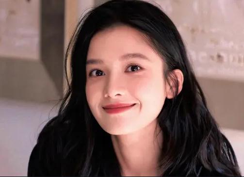 張婧儀家境怎么樣 她和周迅什么關系