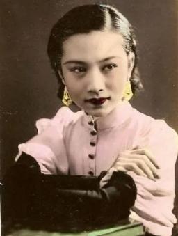 <a href=/wenhua/d6da84947dec237de40802e06aab509b.html target=_blank class=infotextkey>賽金花</a>