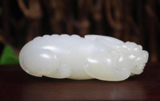 怎么分辨和田玉的好壞 分辨和田玉品質(zhì)好壞的方法介紹