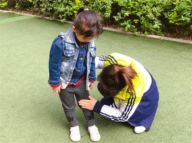 怎么做能夠避免幼兒園孩子受傷?