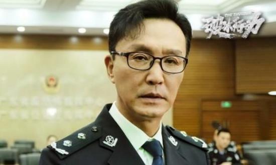 破冰行動(dòng)內(nèi)鬼有幾個(gè) 破冰行動(dòng)哪個(gè)警察是內(nèi)鬼