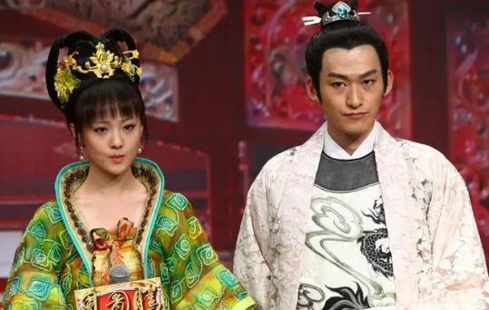 張默鄭爽主演的電視劇名字