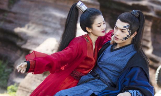 招搖的臉第幾集變回來 招搖的臉什么時候換回來