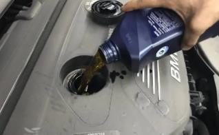 寶馬x1怎么換機油方法？