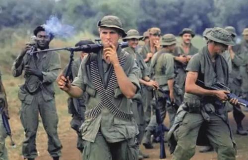 <a href=/wenhua/090fd1a635108a29d5d007cdefaffe82.html target=_blank class=infotextkey>越戰(zhàn)</a>