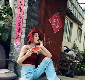 <a href=/yingshi/4c908a9a3258fbf13b308a710126108a.html target=_blank class=infotextkey>柴碧云</a>圖片 個人簡歷 趙露思是誰旗下的藝人