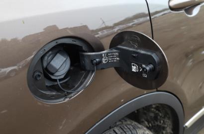 哈弗H7的油箱容積是多少? 哈弗H7油箱多少升?