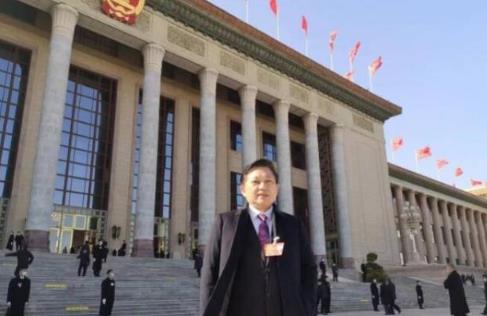 全國政協委員熊水龍：建議調整雙休日試點隔周三休