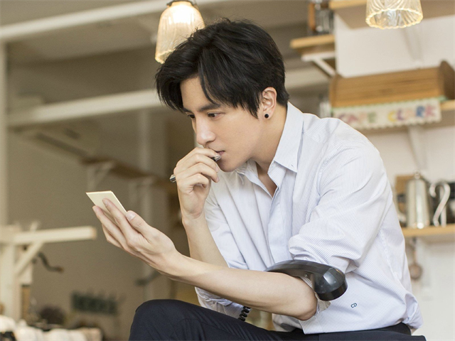 黃美英個人資料