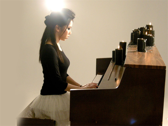 圖中的明星是誰？你知道嗎？