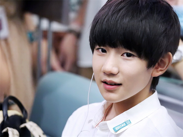 圖中的明星是誰？你知道嗎？