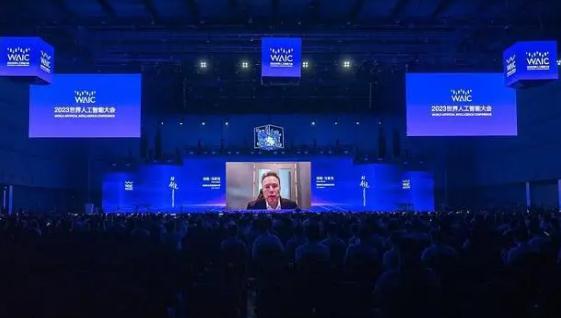 攤牌了！馬斯克最近太火的原因，馬斯克稱自己“有點親華”