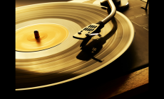 許冠杰 - 愛你三百六十五天歌詞