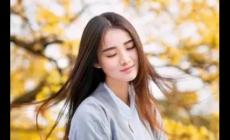 侯澤潤《我把往事化云煙》歌詞完整版