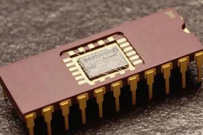 cpu存儲(chǔ)器和io設(shè)備是通過什么連接起來的