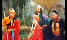 《西游記》第五回主要內容 亂蟠桃大圣偷丹 反天宮諸神捉怪