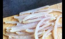 豬皮去腥用什么最有效（豬皮如何去腥）