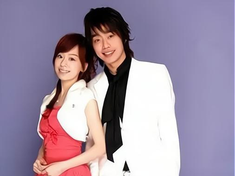 <a href=/yingshi/105ebdbc1377b1da2f89144d4ad2b1a9.html target=_blank class=infotextkey>張棟梁</a>為什么突然消失了那么多年 <a href=/yingshi/105ebdbc1377b1da2f89144d4ad2b1a9.html target=_blank class=infotextkey>張棟梁</a>什么原因銷聲匿跡退出娛樂圈了