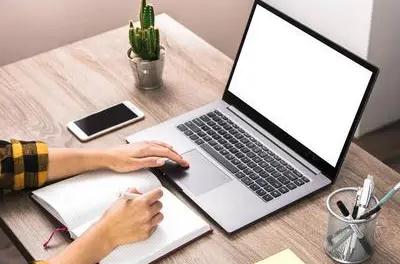 自由職業的造句_自由職業的造句怎么寫