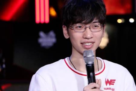 英雄聯盟957為什么叫腿哥（《LOL》WE957腿哥稱號由來）