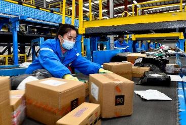 江門快遞員工資多少錢一個月?